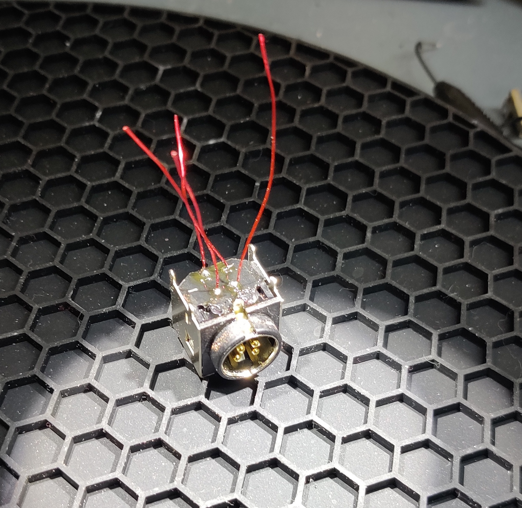 Unfortunately jack part no longer in service, but we fix anyways! Image